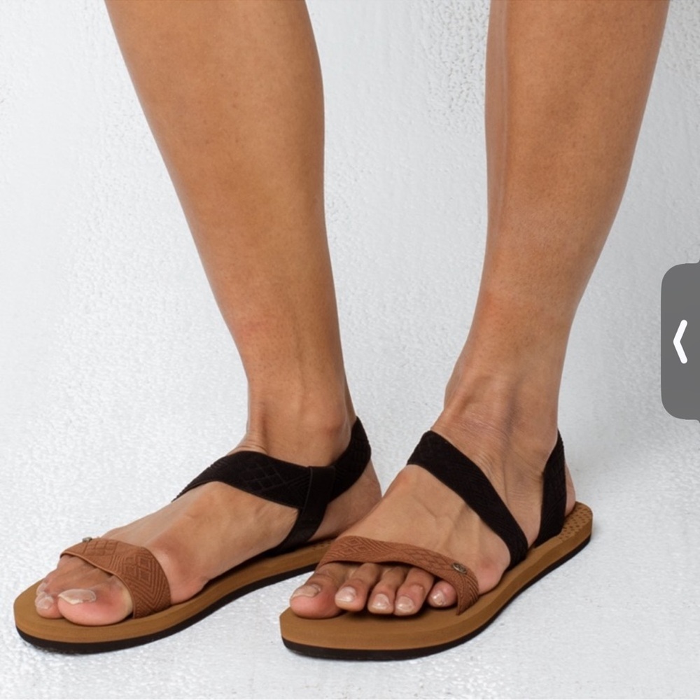 Rip Curl P-Low Paradise Tan & Black Sandals - Size 8